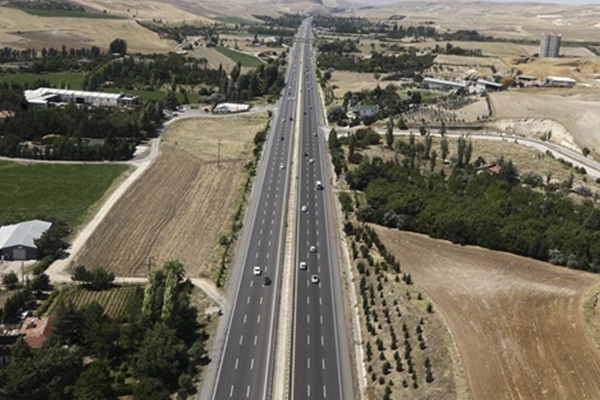 Jandarmadan havadan trafik takibi