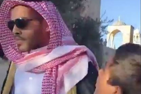 Mescid-i Aksa’dan kovulan Suudi gazeteci, İsraillileri Suudi Arabistan’a davet etti!