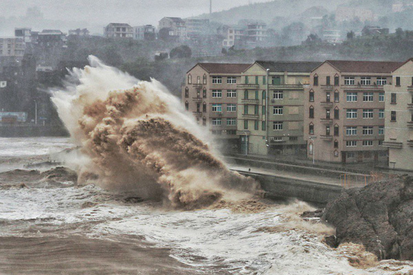 Japonya'da Krosa tayfunu