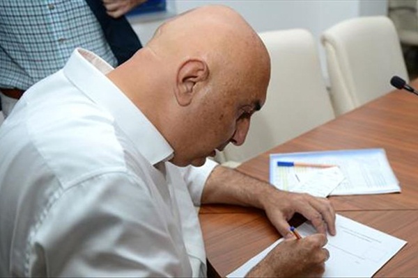 CHP Grup Başkanvekili Engin Özkoç, AFAD gönüllüsü oldu