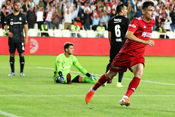 Beşiktaş, Sivas'ta dağıldı!