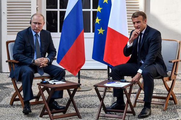 Macron ve Putin, Suriye konusunda anlaşamadı!