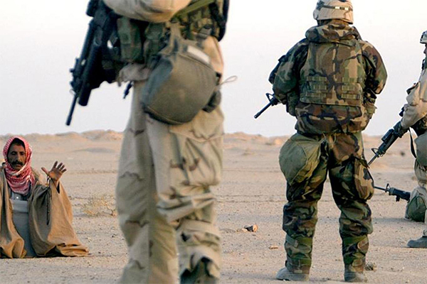 Iraklı Şii din adamı Hariri: Amerikan askerlerinin Irak’taki varlığı haram!