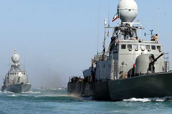 İran Aden Körfezi'ne savaş gemisi gönderdi