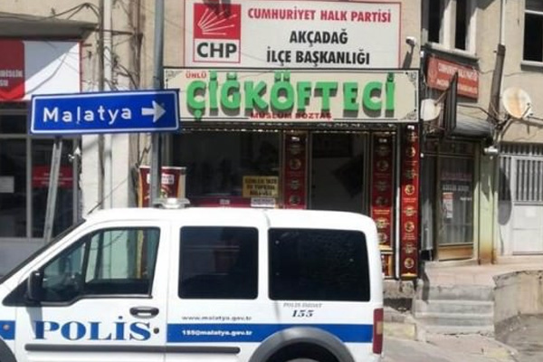 CHP ilçe başkanlığına silahlı saldırı