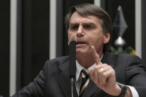 Bolsonaro’dan G7 ülkelerine tepki: Amazonlar için yapılan yardımları reddetti