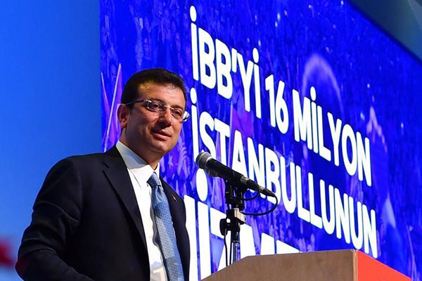 İmamoğlu, yüzbinlerce öğrenci okutan vakıflara desteğini kesti!