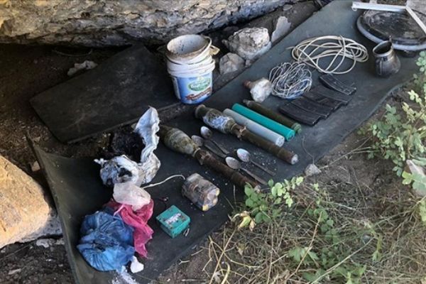 Kıran Operasyonu'nda mühimmat ve yaşam malzemeleri ele geçirildi