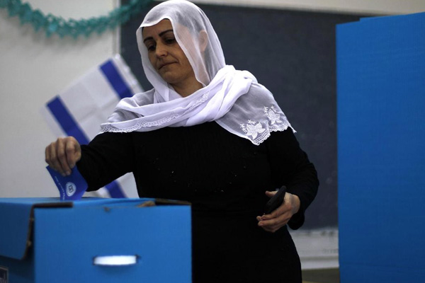 İsrail sandık noktalarına kamerayla gidilmesi yasaklandı