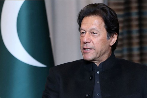 Pakistan Başbakanı: Hindistan Keşmir'de savaş suçu işliyor