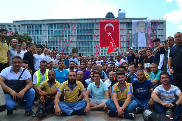 İBB'de 5 bin kişi işten çıkarıldı