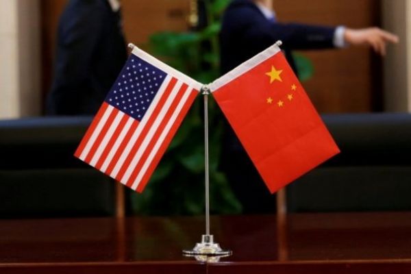 Trump'tan 'Çin ile ticaret görüşmeleri sürecek' mesajı