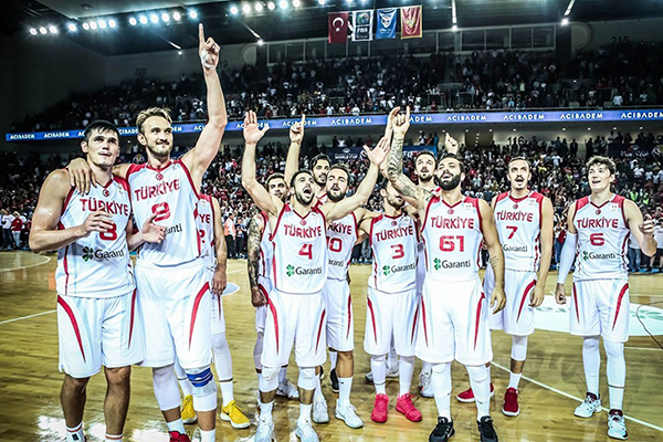 12 Dev Adam, yarın Dünya Kupası'nda sahne alıyor