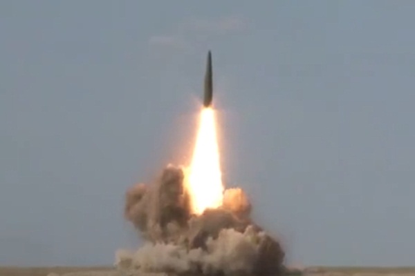 Rusya balistik füze fırlattı