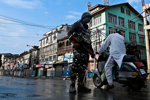 Pakistan'dan Hindistan açıklaması: Koşullu görüşürüz