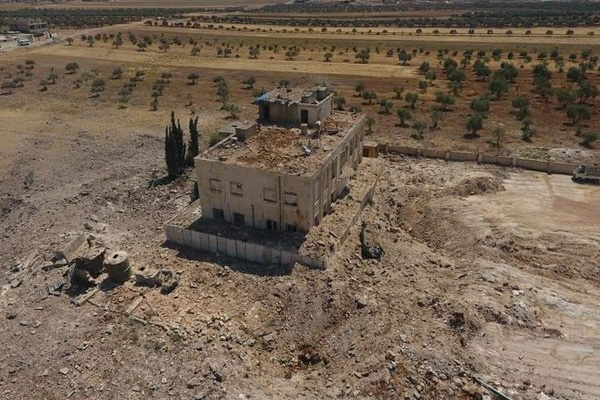 Suriye'de Al-Imaan Hastanesi vuruldu