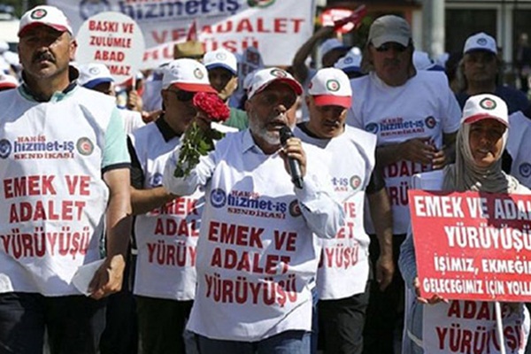 Binlerce HAK-İŞ'li İBB önünde toplanıyor