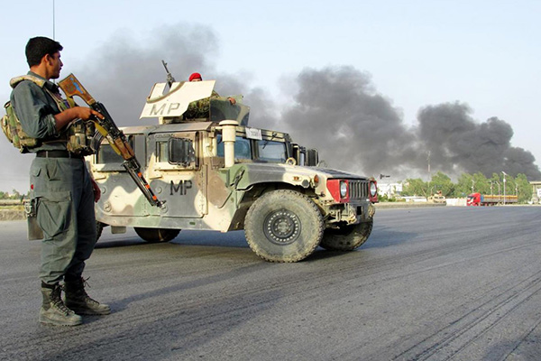 Taliban, Kabil’de bombalı araçla saldırdı: 16 ölü, 119 yaralı