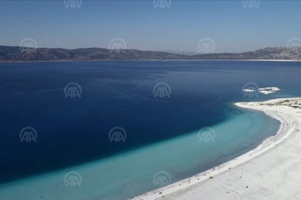 Emine Erdoğan, Salda Gölü'nde