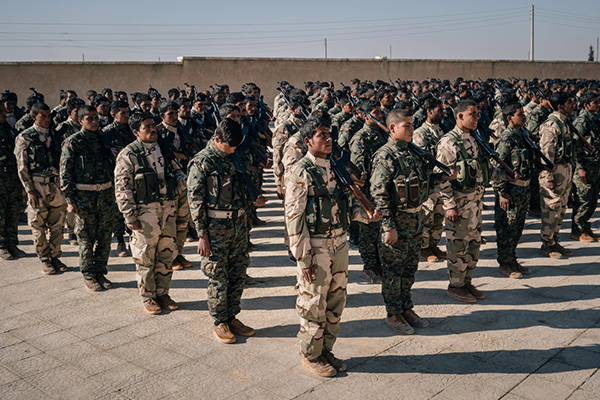 ABD’nin eğittiği 700 terörist daha, YPG saflarına katıldı!