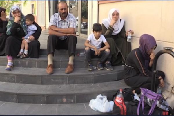 'Diyarbakır'da genç bırakmadınız, size verecek çocuğumuz yok'