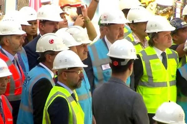 Gayrettepe-İstanbul Havalimanı metrosunda ışık göründü