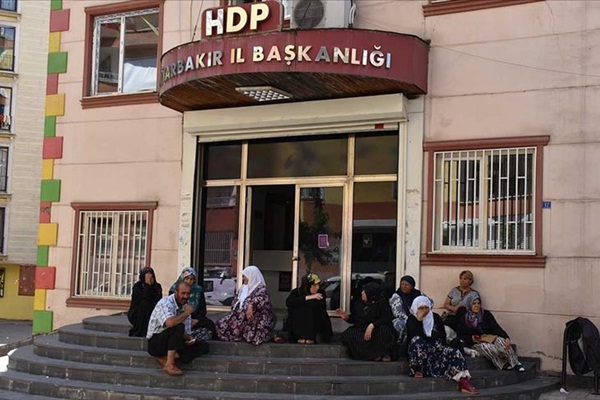 Diyarbakır annelerinin eylemine katılan aile sayısı yükseliyor