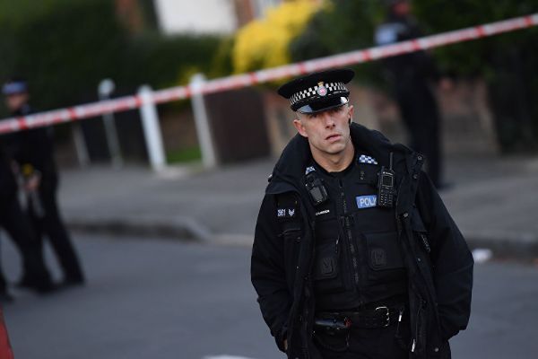 'Sürprizim var, gözünü yum’ dediği eşini bıçakladı