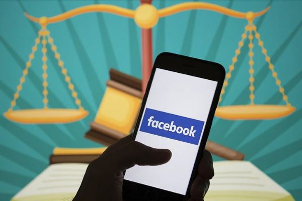 Facebook'a 'tekelcilik' soruşturması