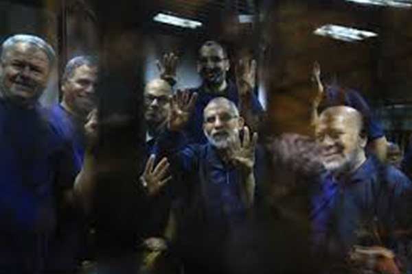 Mısır’da, ‘Sisi’ zulmü sürüyor!: Bedii ve diğer ‘İhvan’  liderlerine müebbet