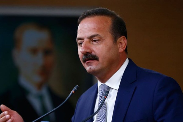 İYİ Parti'den Diyarbakırlı annelere destek