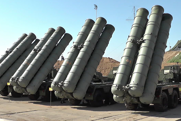 ABD'nin tehditleri korkutmadı!: Hindistan Rusya'ya S-400'ler için ön ödeme yaptı
