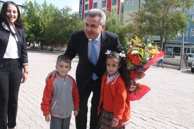 Ağrı'da 2019-2020 eğitim-öğretim yılının ilk günü