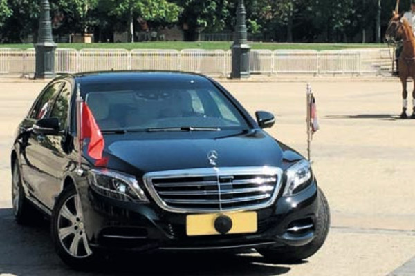 Erdoğan'ın zırhlı makam aracı da Şili'ye gitti