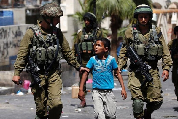 Batı Şeria'da 15 Filistinli gözaltına alındı