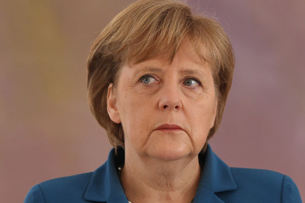 Merkel ve Putin telefonda görüştü