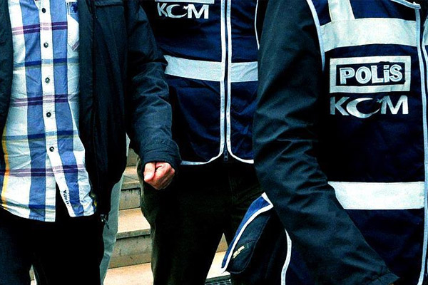 Düzce merkezli 'FETÖ' operasyonu: 13 gözaltı