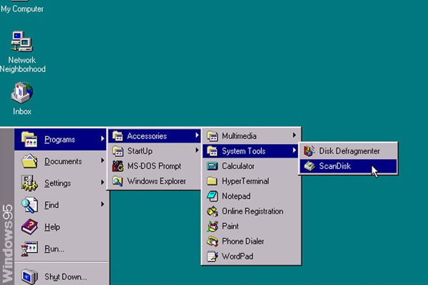 Windows 95 geri döndü