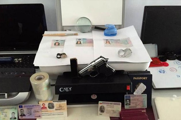 İnsan kaçakçılarına operasyon