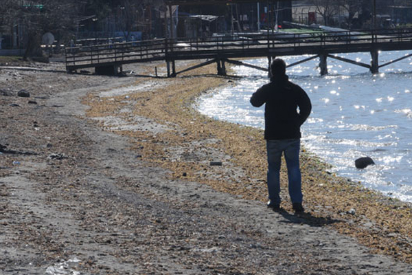 Çanakkale'de deniz çekildi