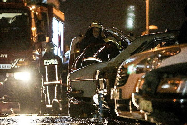 Kağıthane'de 7 araç kundaklandı