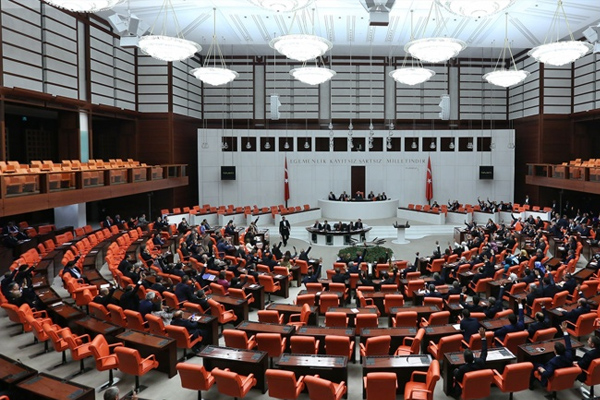 Yeni anayasa için ilk toplantı