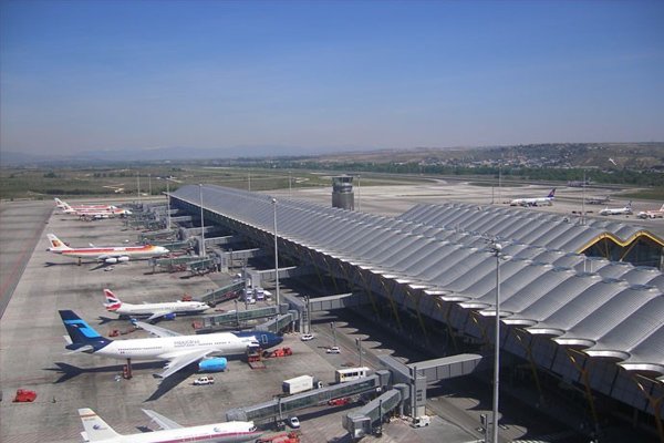 Madrid havaalanında bomba alarmı