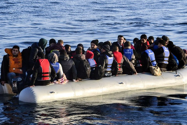 Mülteci botu imalathanelerine baskın