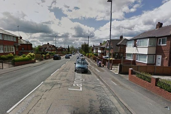 İngiltere'de ırkçılar Müslümanların evini bastı