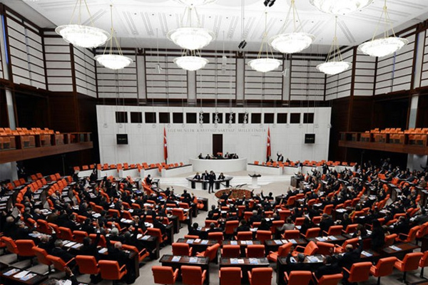 Meclis'te kuaför belirsizliği