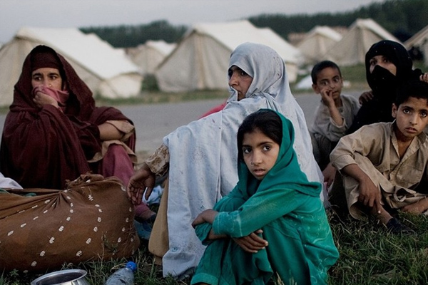 İngiltere mültecileri sınır dışı ediyor