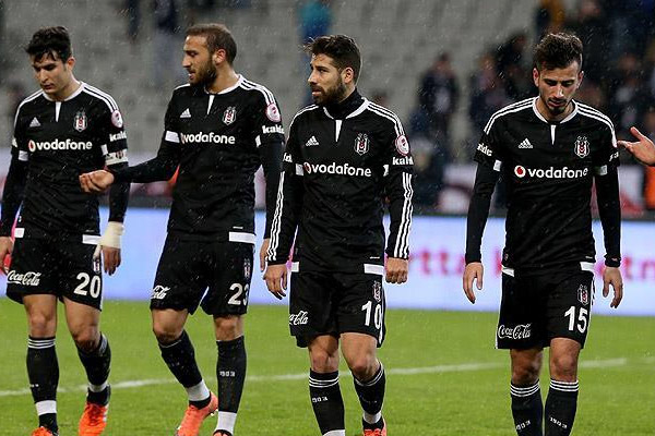 Beşiktaş kupada turu zora soktu