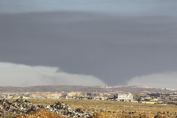 Rejim ve YPG, Azez'e saldırıyor