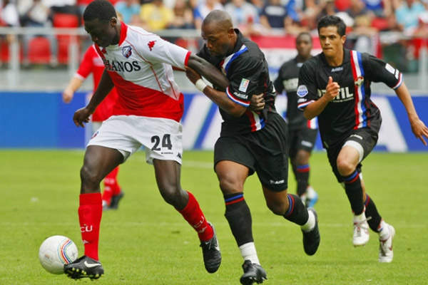 Hollanda’da şike depremi